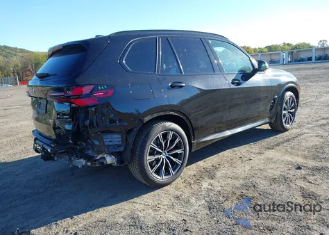 2025 BMW X5 xDrive40I z USA, uszkodzony, nr VIN 5UX23EU03S9Z28664